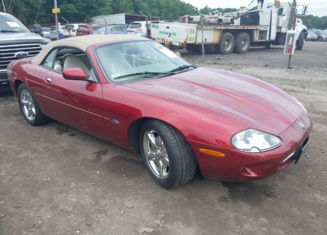 Jaguar XK8