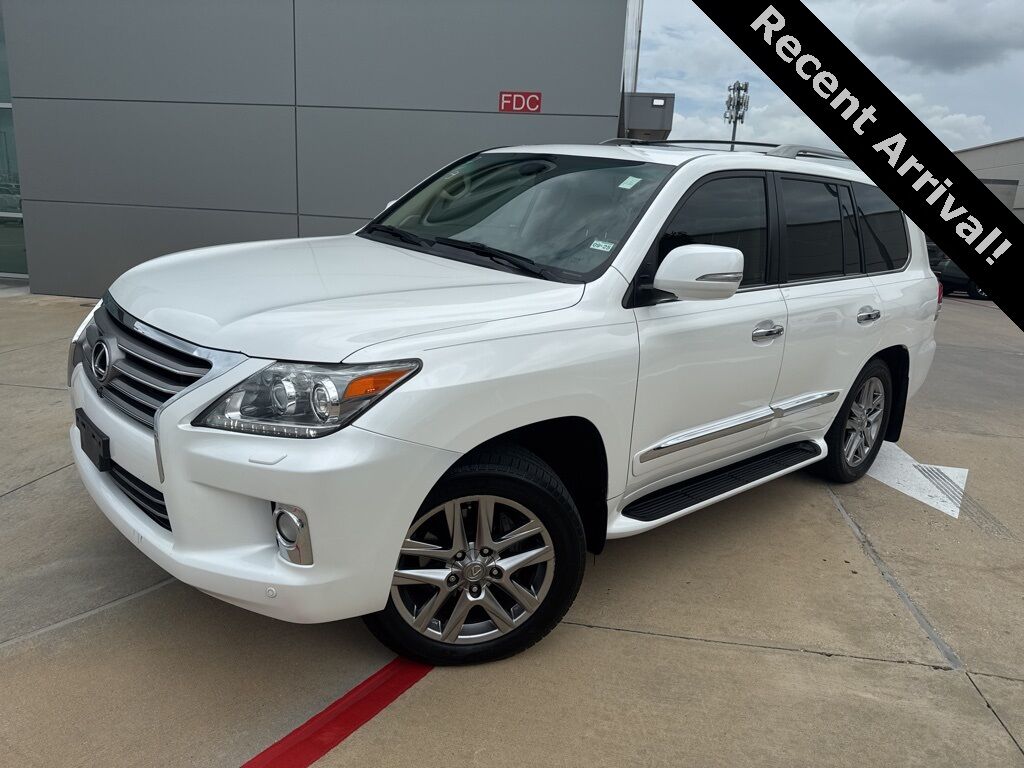 Lexus LX