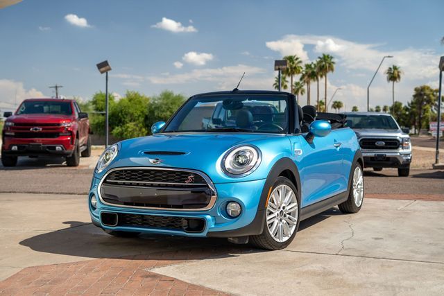 MINI Cooper Convertible