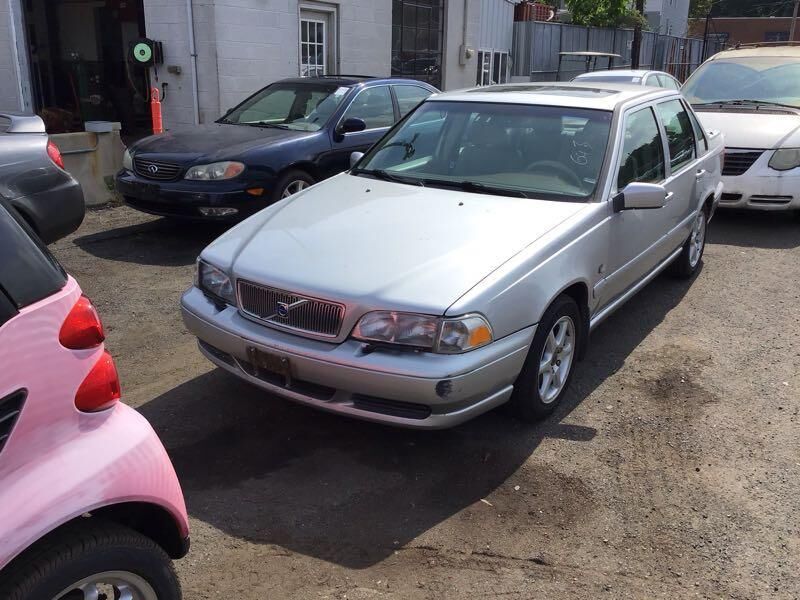 Volvo S70