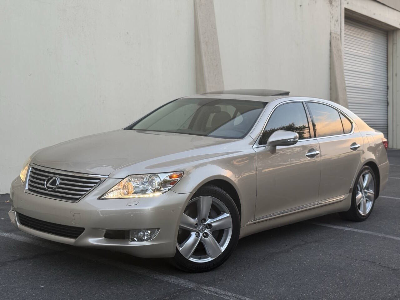 Lexus LS