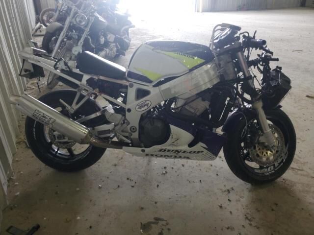 Honda CBR900