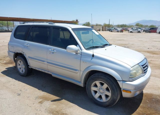 Suzuki XL7