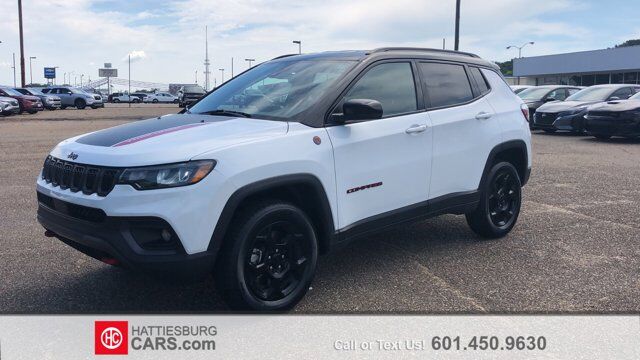 2023 JEEP Compass