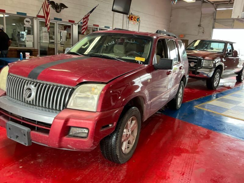 Mercury Mountaineer