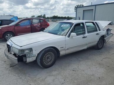 1997 LINCOLN Town Car - VIN Decoder