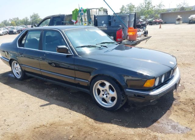 BMW 735i