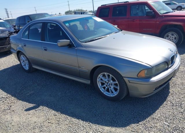 BMW 525iA