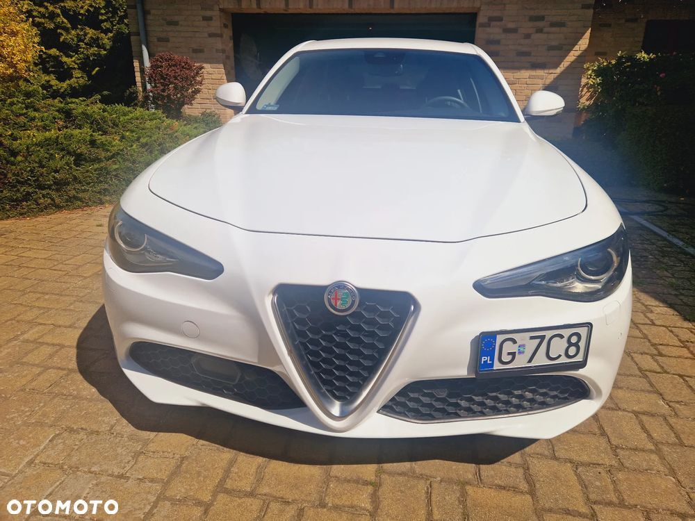 Alfa Romeo Giulia (952)