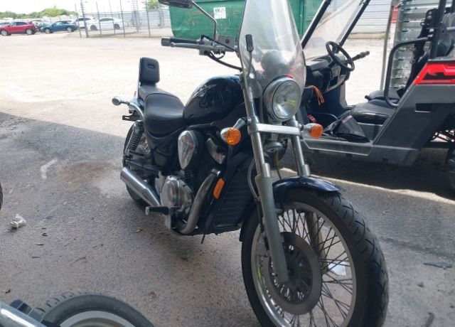 Suzuki VS800