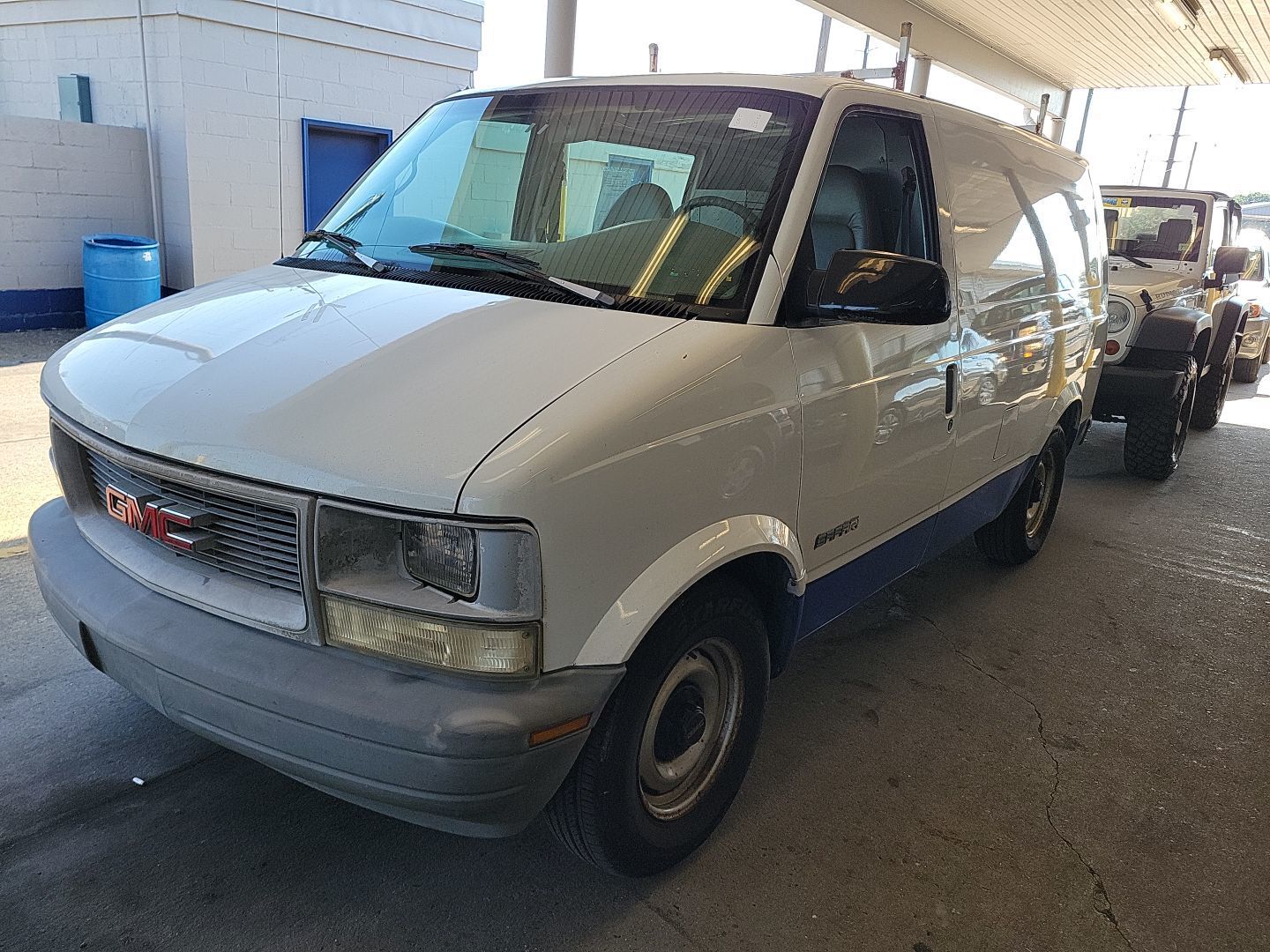 GMC Safari