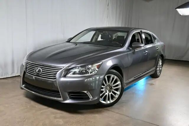 Lexus LS