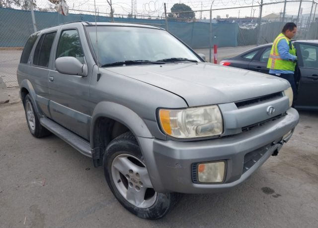Infiniti QX4