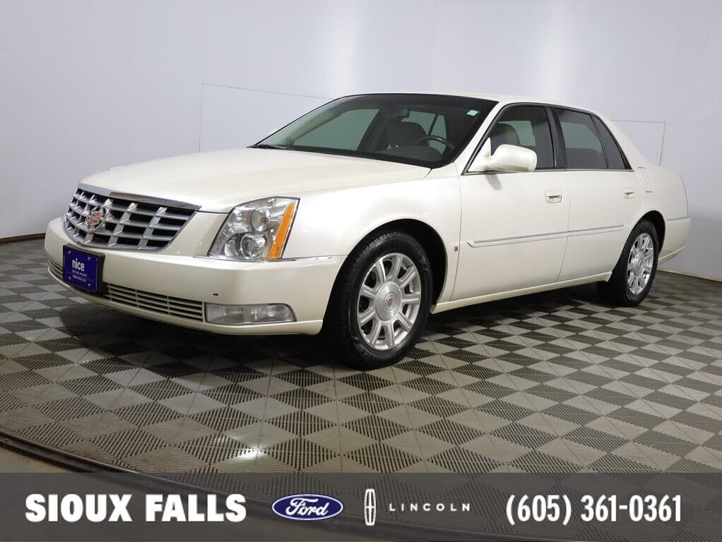 Cadillac DTS