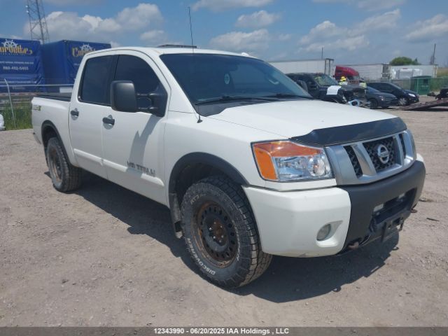 Nissan Titan