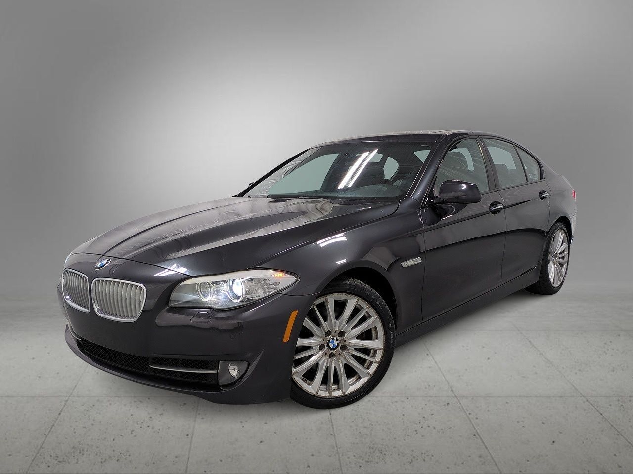 BMW 550i