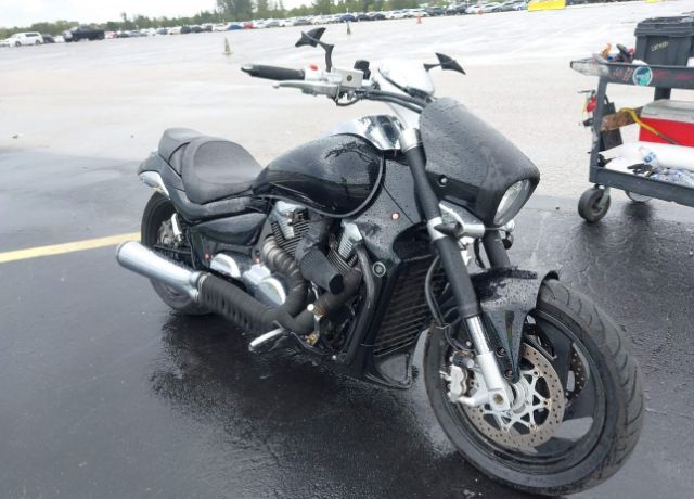 Suzuki VZR1800