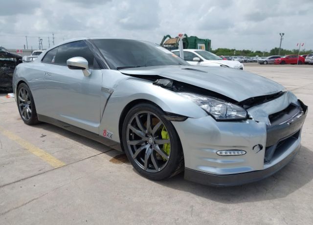 Nissan GT-R