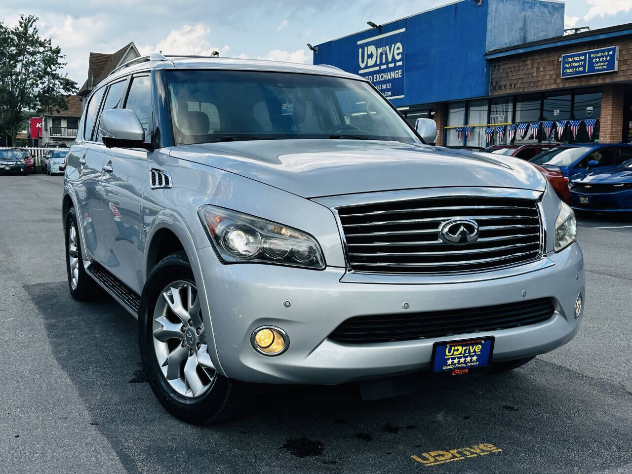 Infiniti QX80