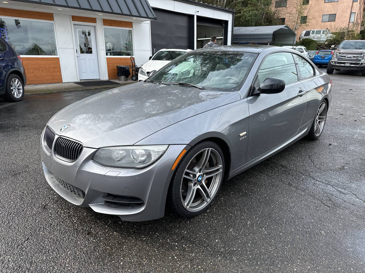 BMW 335is