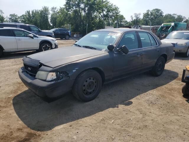 Ford Crown Victoria