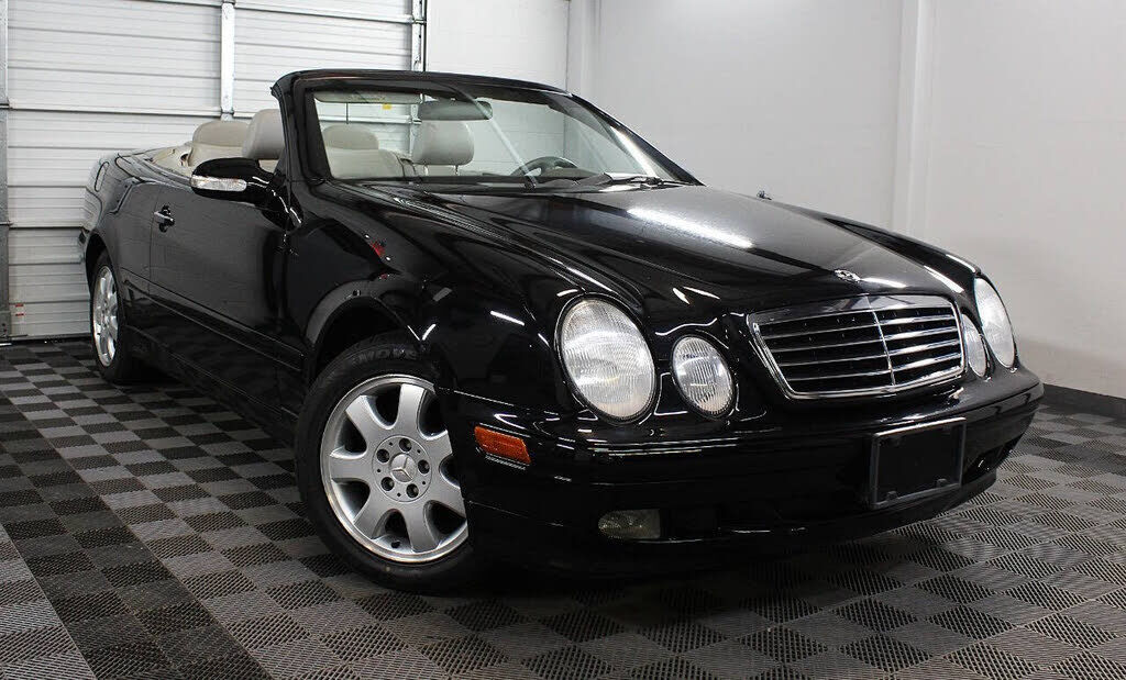 2001 MERCEDES-BENZ CLK-Class