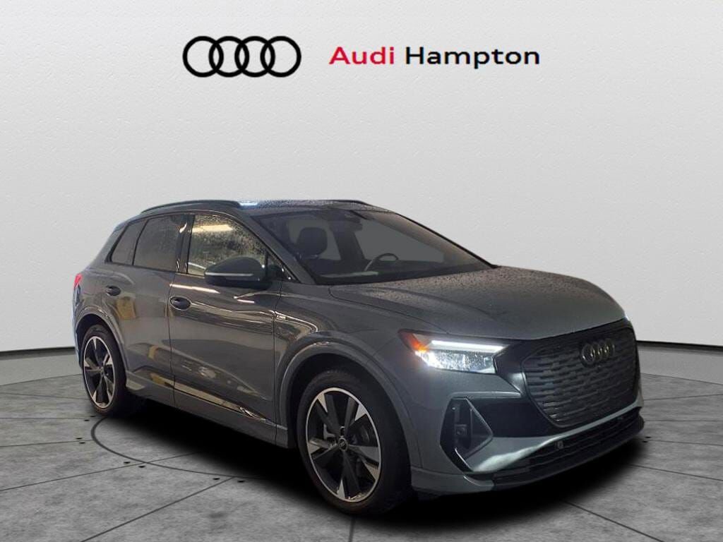2025 AUDI Q4