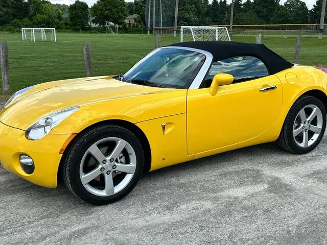 Pontiac Solstice
