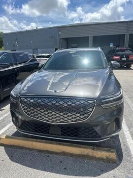 2025 GENESIS GV70