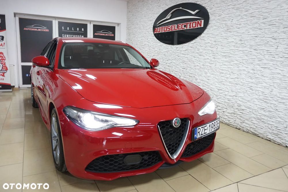 Alfa Romeo Giulia (952)