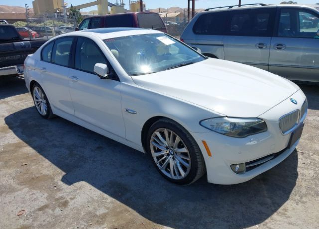 BMW 550i