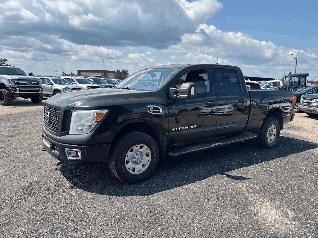 Nissan Titan