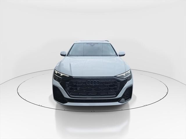 2025 Audi Q8
