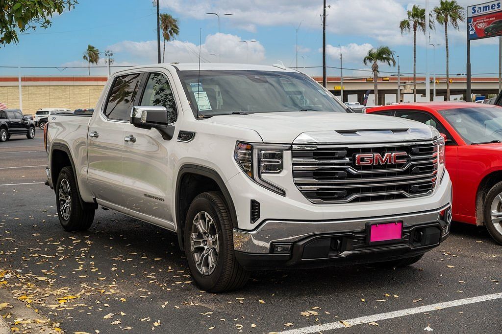 2024 GMC Sierra