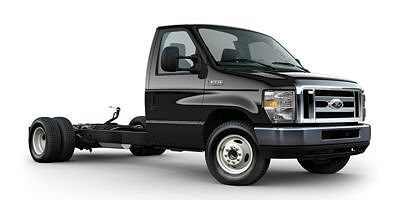 2018 FORD E-450