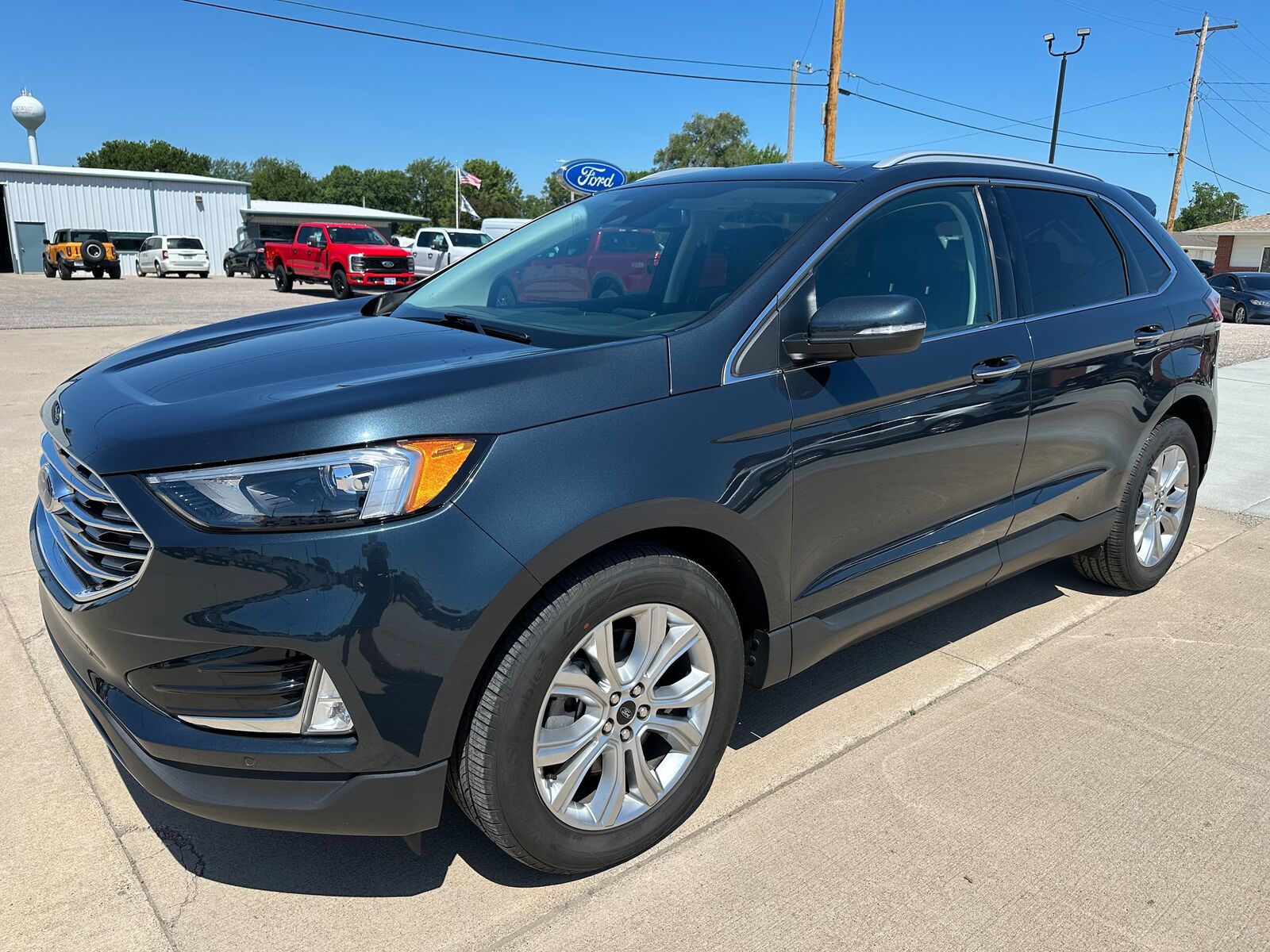 2024 FORD Edge