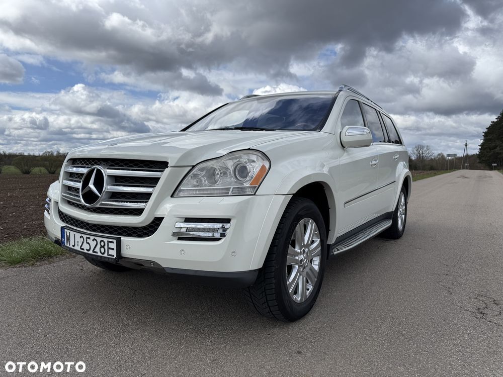 Mercedes-Benz GL-Class