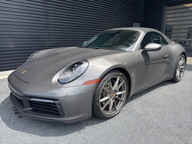 PORSCHE