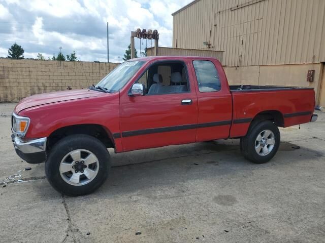 Toyota T100