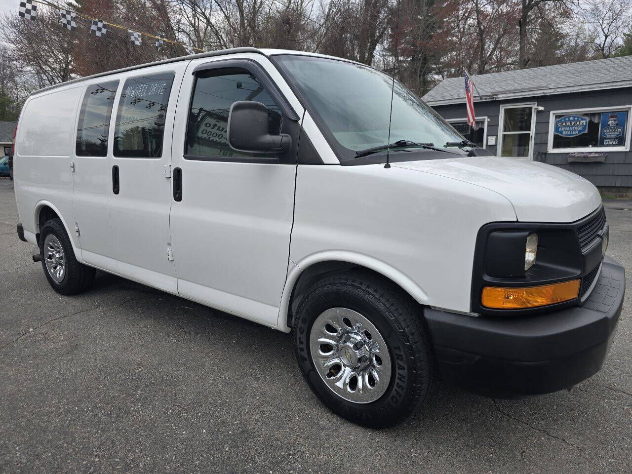 2013 CHEVROLET Express