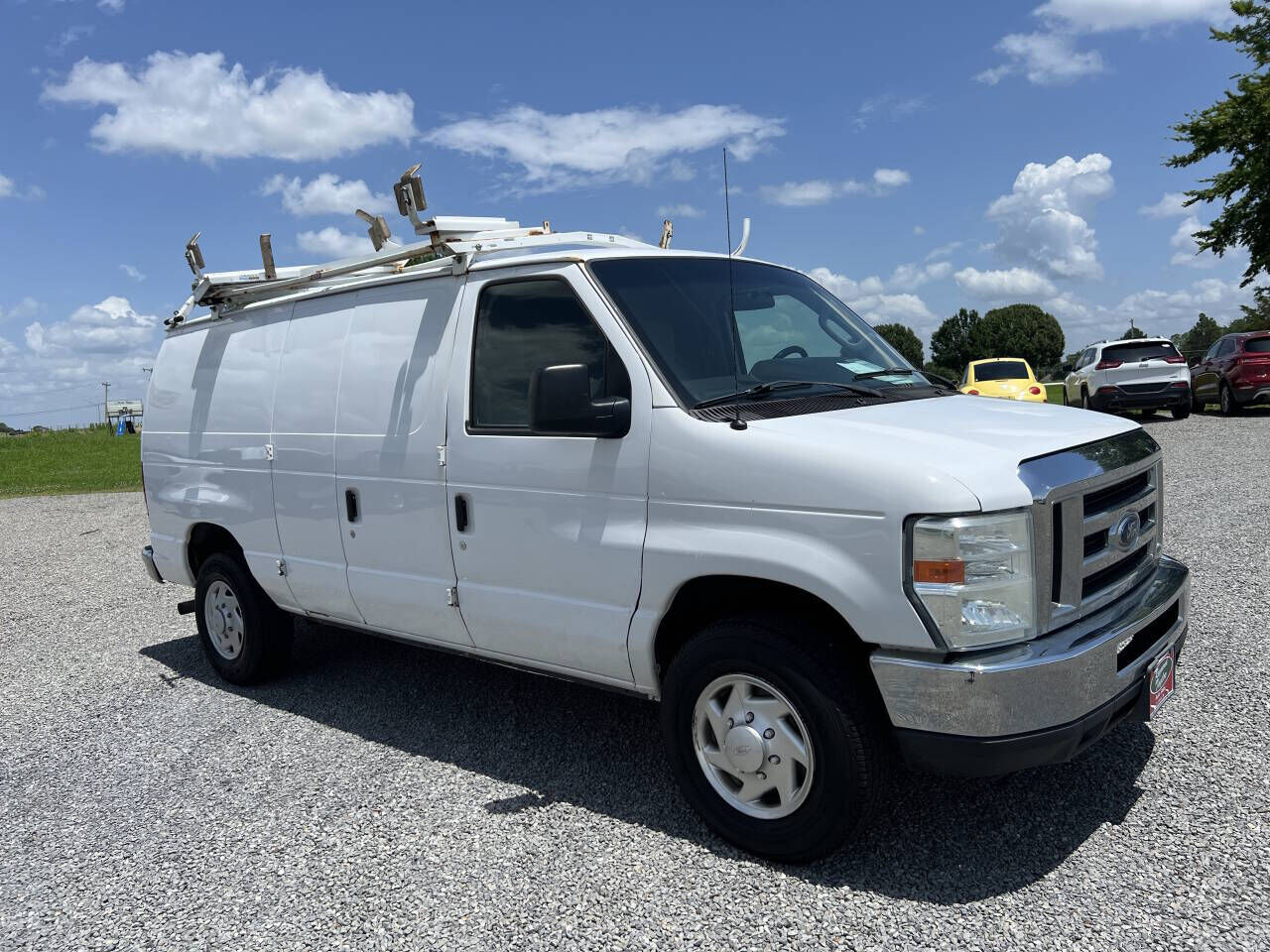 2013 FORD E-350