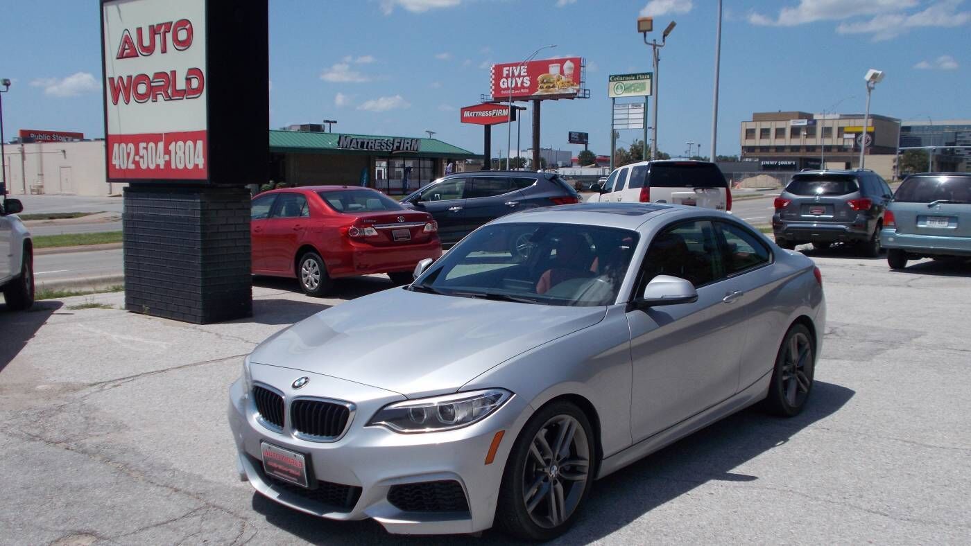 BMW 230i