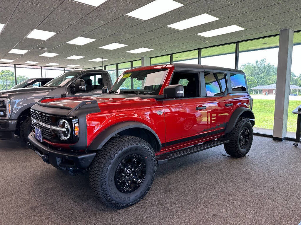2024 FORD Bronco