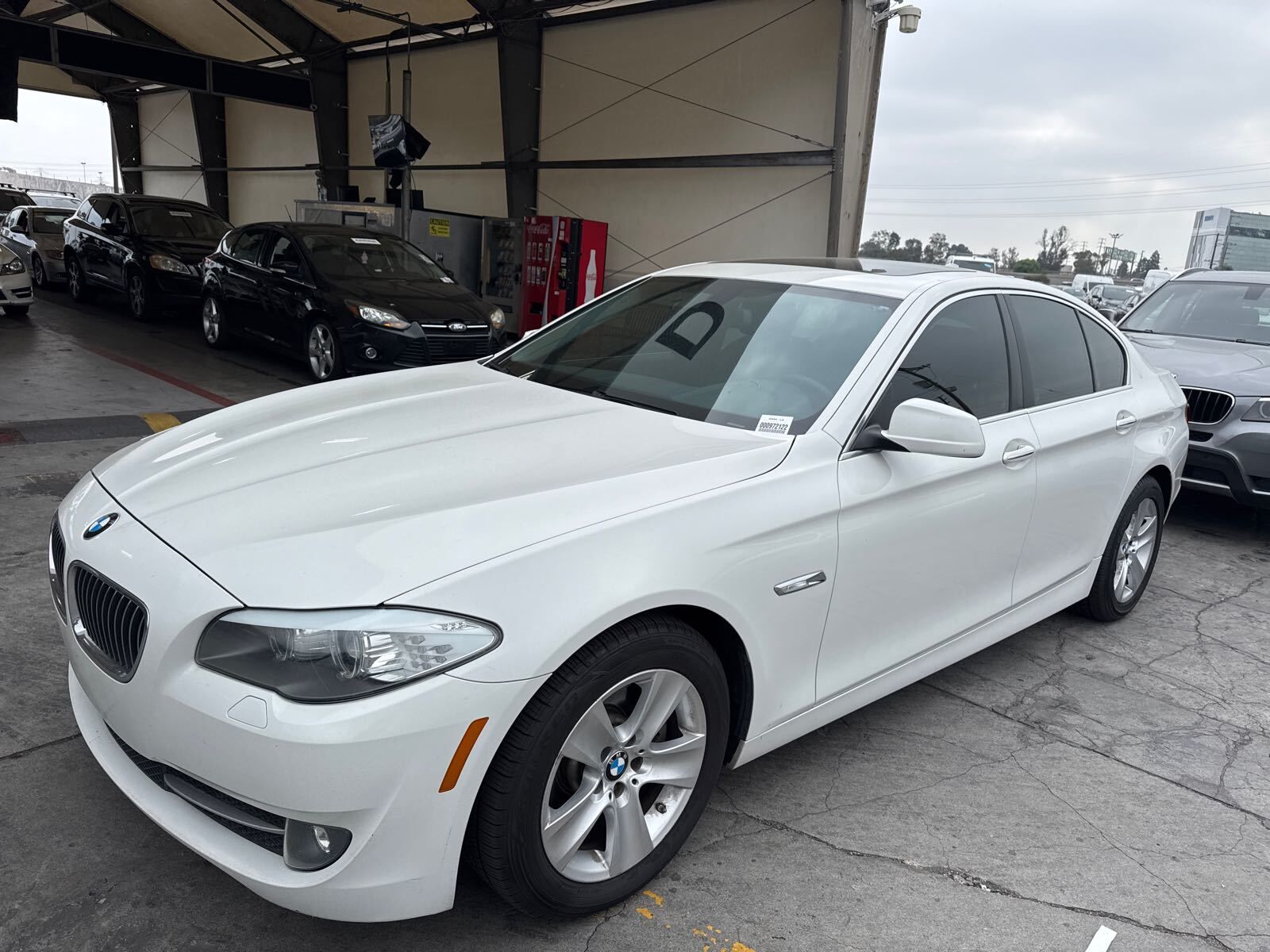 BMW 528i