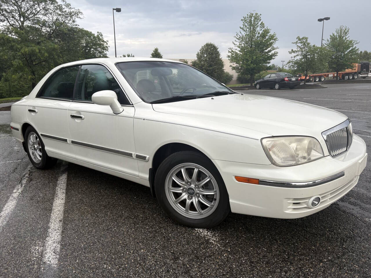 Hyundai XG350
