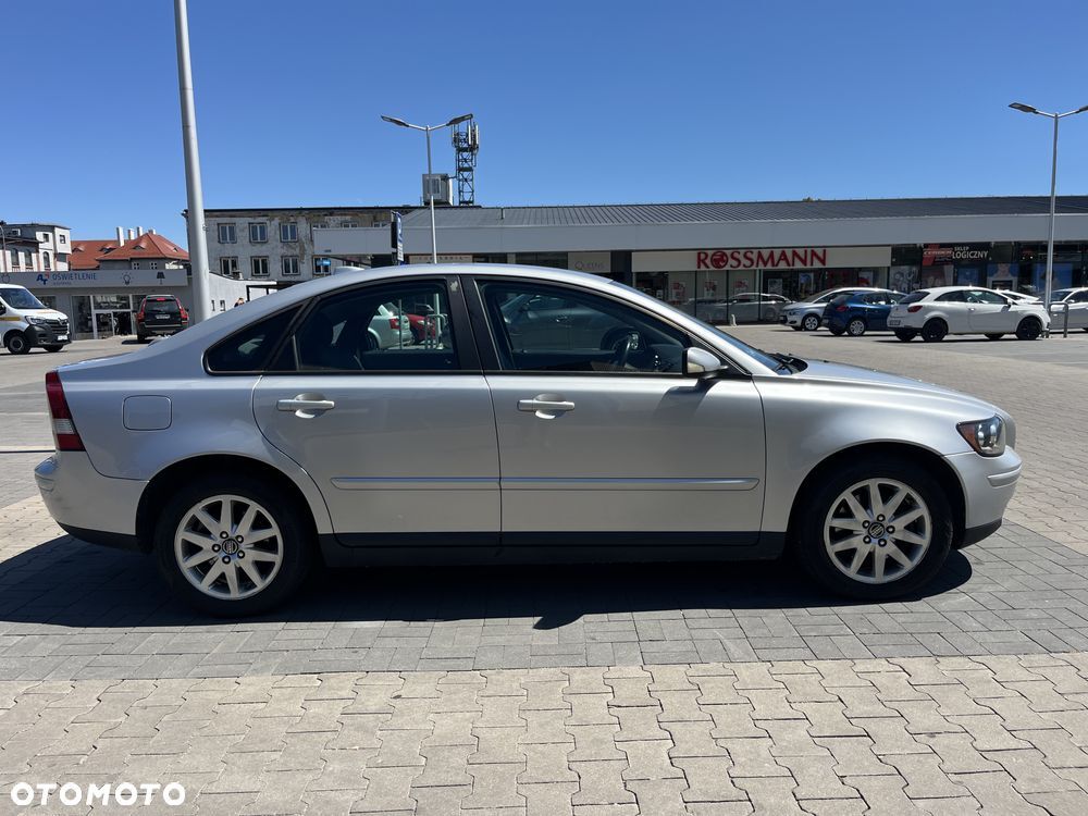 Volvo S40