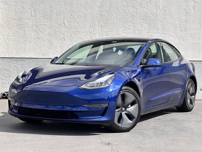 2020 TESLA Model 3