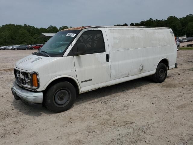 GMC Savana