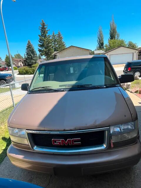 GMC Safari