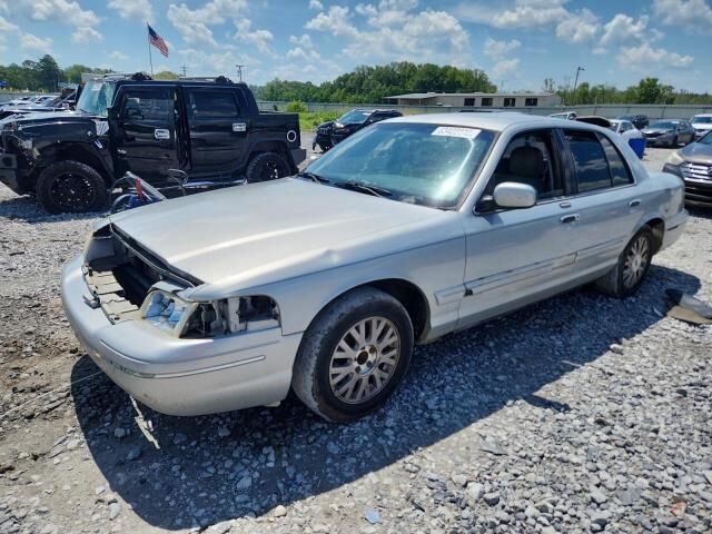 Ford Crown Victoria